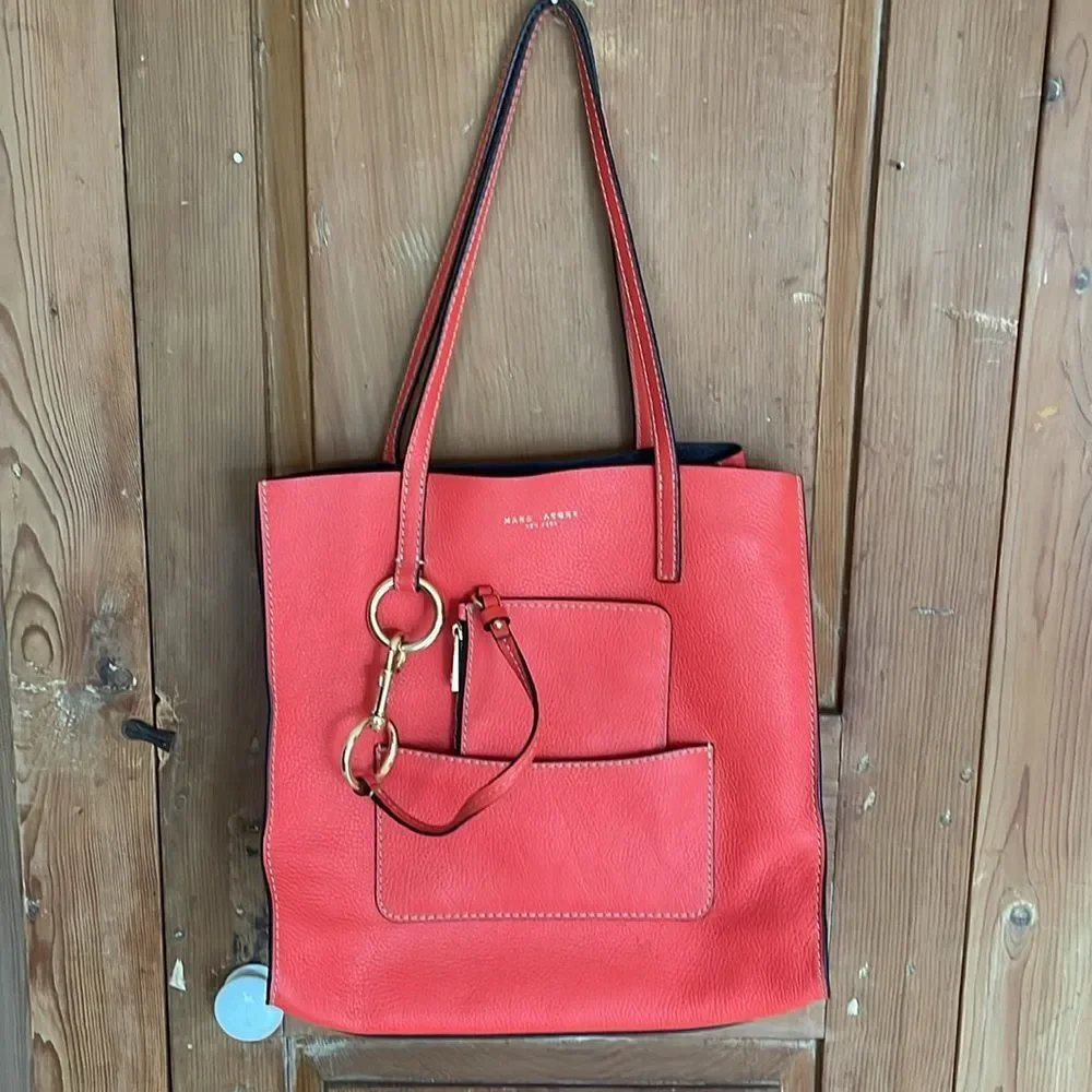 Marc Jacobs The Bold Grind East/West burnt orange leather pocket tote bag